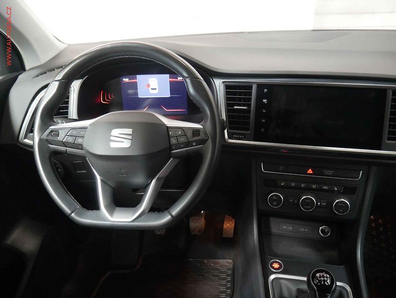 Seat Ateca (2024) 1.5 TSi, LED, navi - fotka 13 z 27