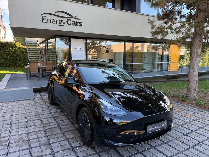 Tesla Model Y Standart Range LFP - fotka 40 z 40