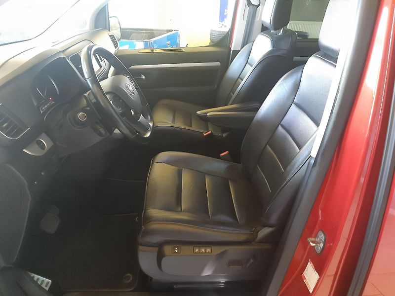 Toyota ProAce Verso 2.0 D 130KW AUTOMAT PANORAMA   - fotka 8 z 38