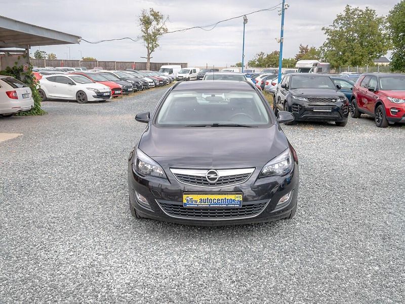 Opel Astra (2012) 1.4i 16V 74KW – SERVISKA - fotka 2 z 45