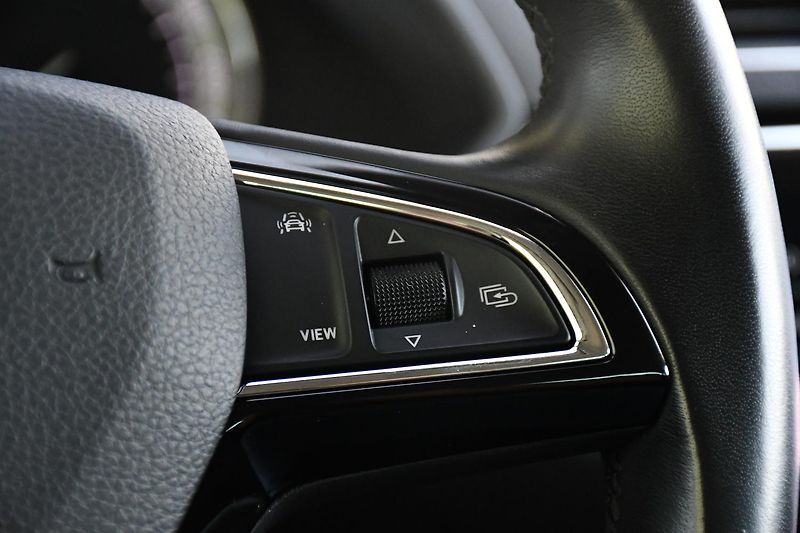 Škoda Superb 1,5TSi STYLE - fotka 31 z 57