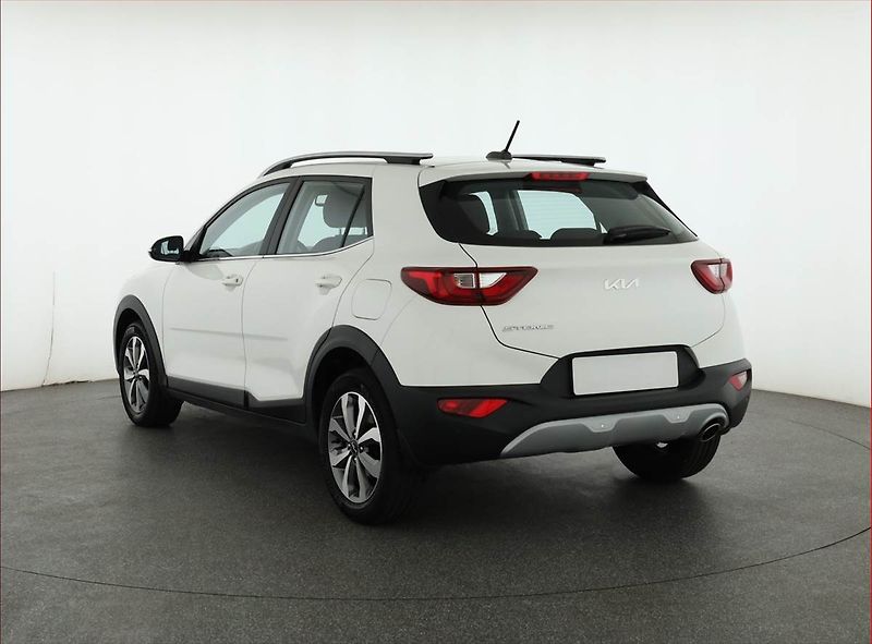 Kia Stonic (2022) 1.2 DPI, ČR,1.maj, Serv.kniha - fotka 4 z 18
