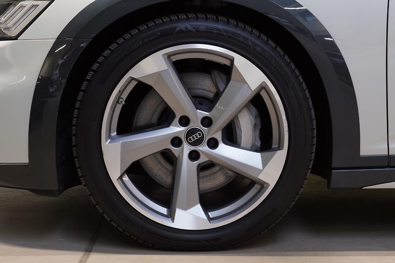 Audi A6 Allroad 55TDI,B&O,MASÁŽ,HUD,NEZÁVISLÉ - fotka 13 z 45