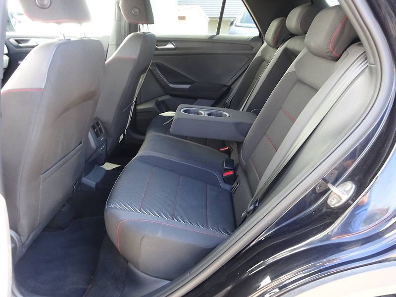 Volkswagen T-Roc (2021) 1,5 TSi /110kW Sport DSG - fotka 19 z 27