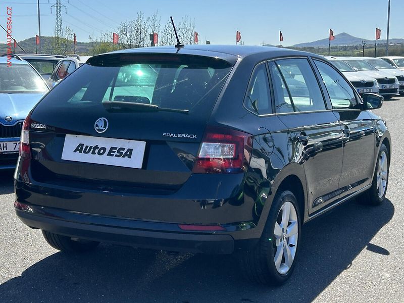 Škoda Rapid (2016) 1.4 TDi, servis.kniha - fotka 4 z 15