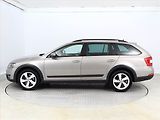 Škoda Octavia (2014) Scout 2.0 TDI, 4X4, Automat - náhled 2