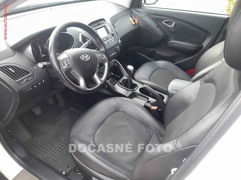 Hyundai ix35 (2014) 2.0 GDi 4x4, 1.maj,ČR - fotka 3 z 3
