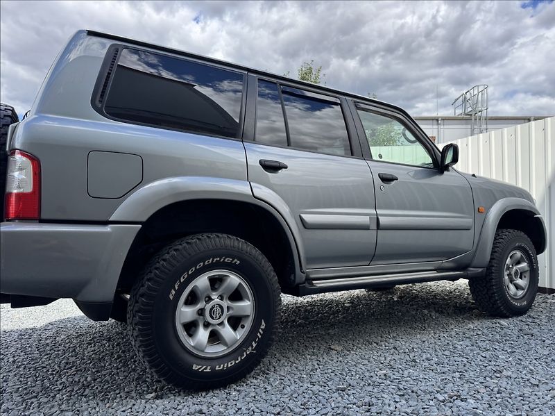 Nissan Patrol 3,0 Di GR Wagon 4X4 - fotka 16 z 50