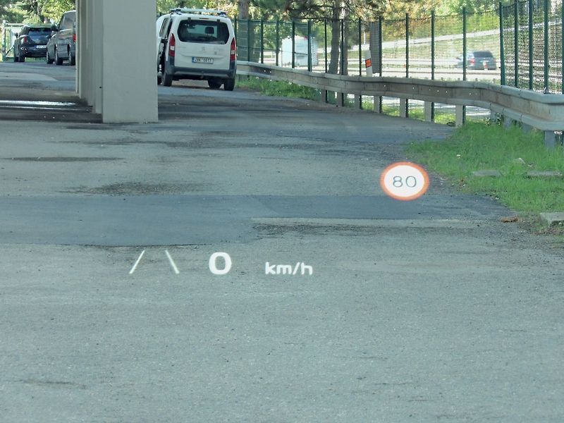 Kia EV6 GT 4x4 430kW 77,4kWh SoH 95,5% - fotka 14 z 28