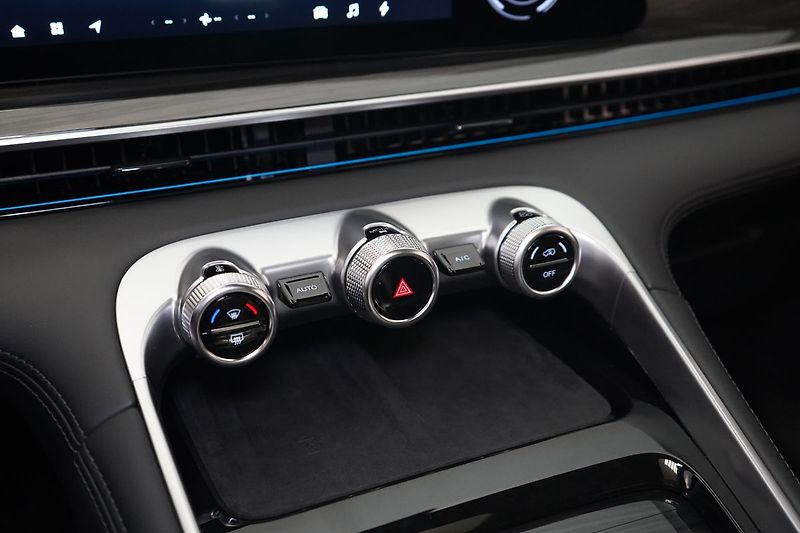 Omoda Ostatní 1.5 T-GDI 3DHT AWD PREMIUM - fotka 35 z 54