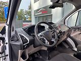 Ford Tourneo Custom (2013) 2.2 TDCi Trend, 8míst - náhled 10