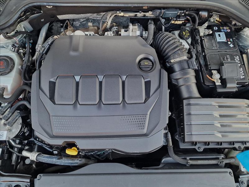 Škoda Octavia 2.0TDI Combi, původ ČR,1.Maj. - fotka 43 z 50