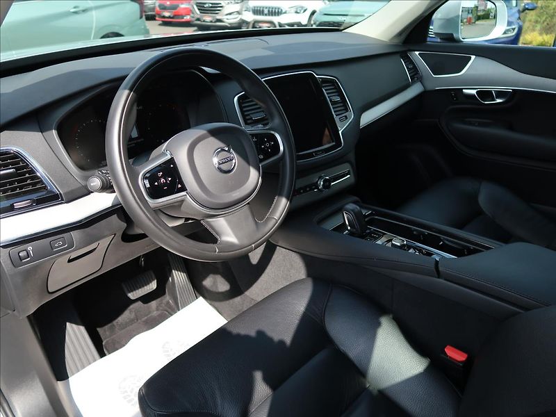 Volvo XC90 2,0 B5,173kW,MomentumPro,1maj - fotka 9 z 29