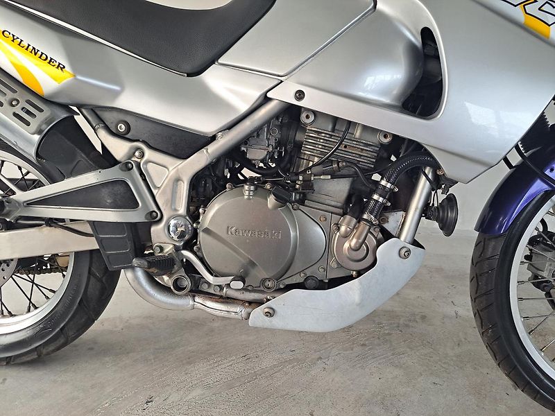 Kawasaki KLE 500 - fotka 14 z 16