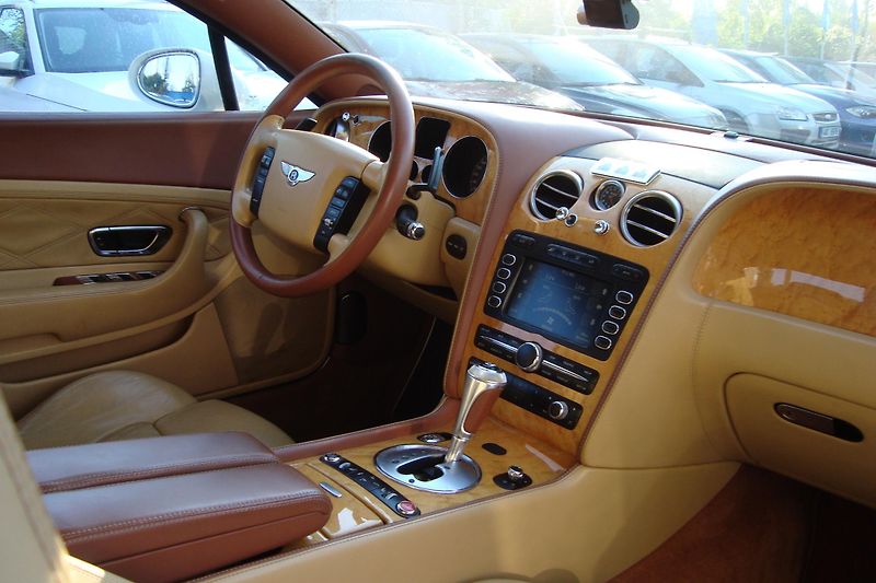 Bentley Continental GT (2007) 6.0W12,Diamond SERIES MULLINER - fotka 32 z 53