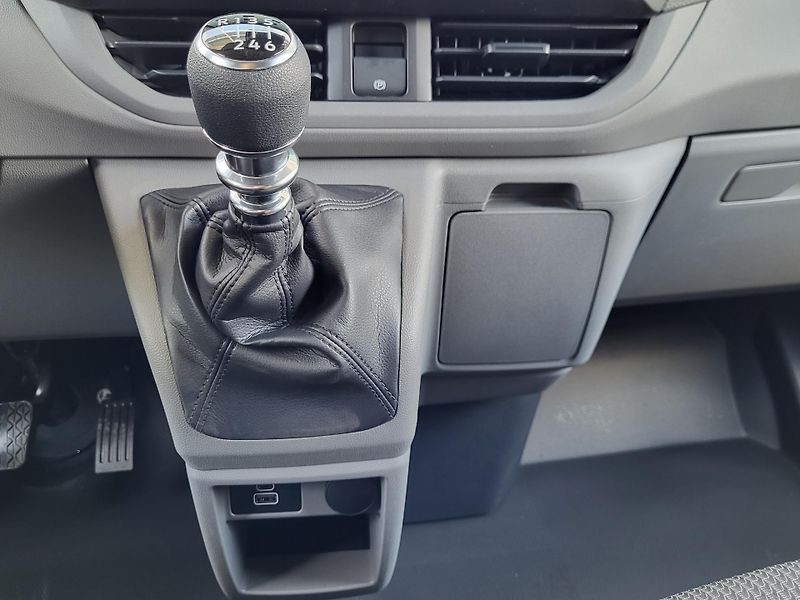 Volkswagen Transporter (2025) Skříň 2,0 TDI DR 110 kW - fotka 14 z 19