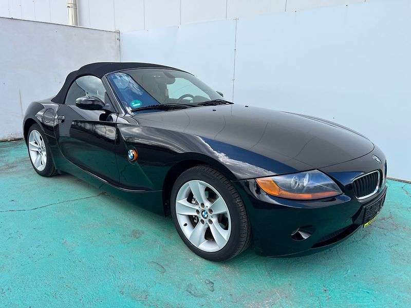 BMW Z4 2.0, 110kW Roadster - fotka 5 z 21