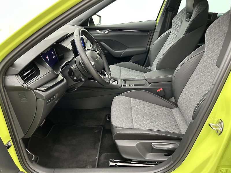 Škoda Octavia 2.0 TDI SportLine - fotka 6 z 28