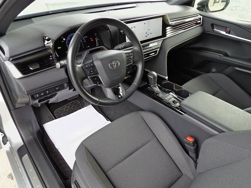 Toyota Camry 2.5 Hybrid Comfort ČR DPH - fotka 16 z 27