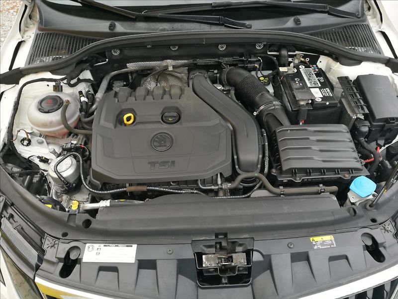Škoda Octavia 1,5 TSi 1.majitel kombi - fotka 18 z 21