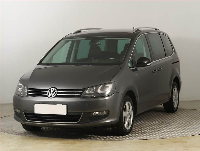 Volkswagen Sharan (2012) 2.0 TDI, Xenony, Tempomat - fotka 2 z 28