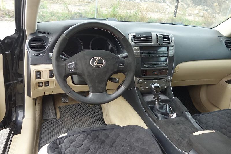 Lexus Ostatní 220 2,2D ČR SERVISOVÁNO !! ! - fotka 18 z 29