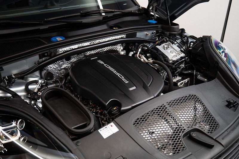 Porsche Macan LED/Pano - fotka 10 z 10
