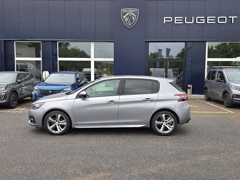 Peugeot 308 (2019) 1.2 PT 110 Style MAN6 - fotka 2 z 27