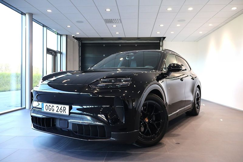 Porsche Cayenne Electric Pano HuD Venti HD-Mat - fotka 3 z 22