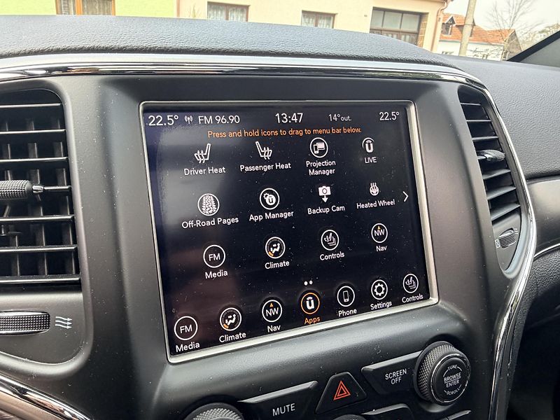Jeep Grand Cherokee 3.0 V6 CRD 184KW - fotka 33 z 47