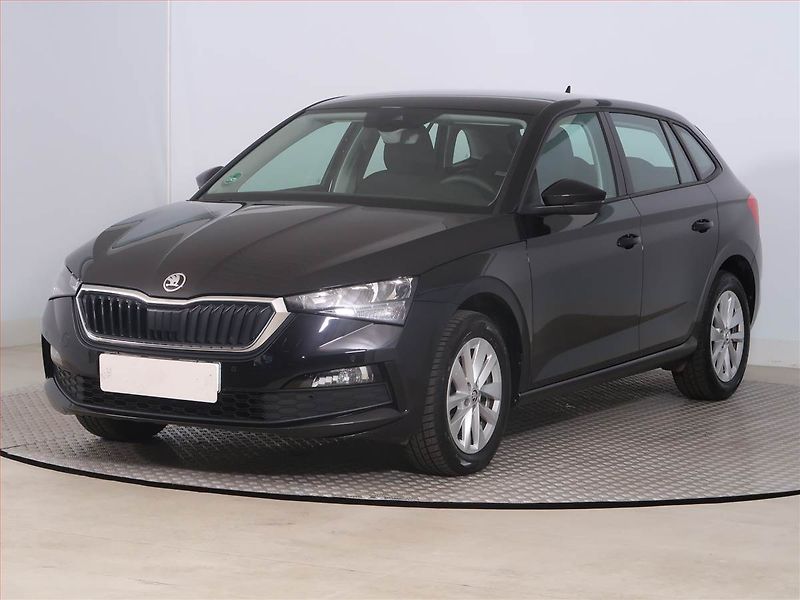 Škoda Scala (2024) Fresh 1.5 TSI, ČR,1.maj - fotka 2 z 24