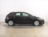 Opel Astra (2012) 1.4 T, Xenony, Tempomat - náhled 6