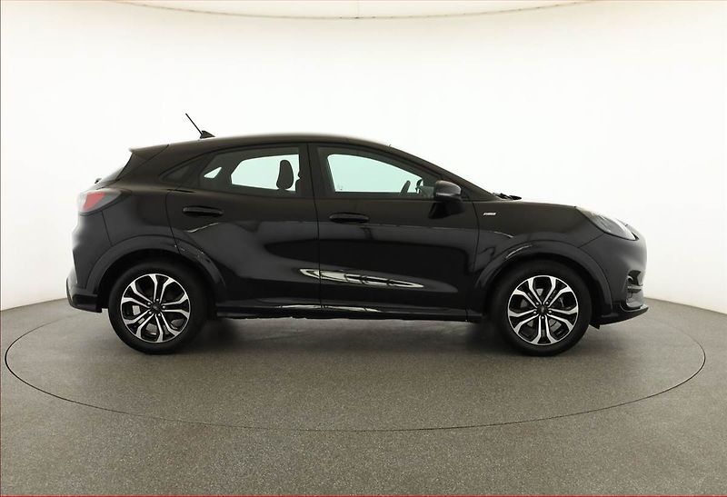 Ford Puma (2022) ST-Line 1.0 EcoBoost mHEV - fotka 6 z 17