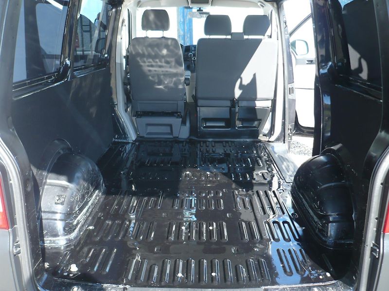 Volkswagen Transporter 2.0TDI DPH 3/9Míst Osobní - fotka 21 z 25