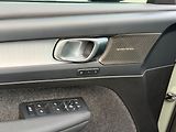 Volvo XC40 PLUS DARK, B3, 360°, PIXEL LED - náhled 9