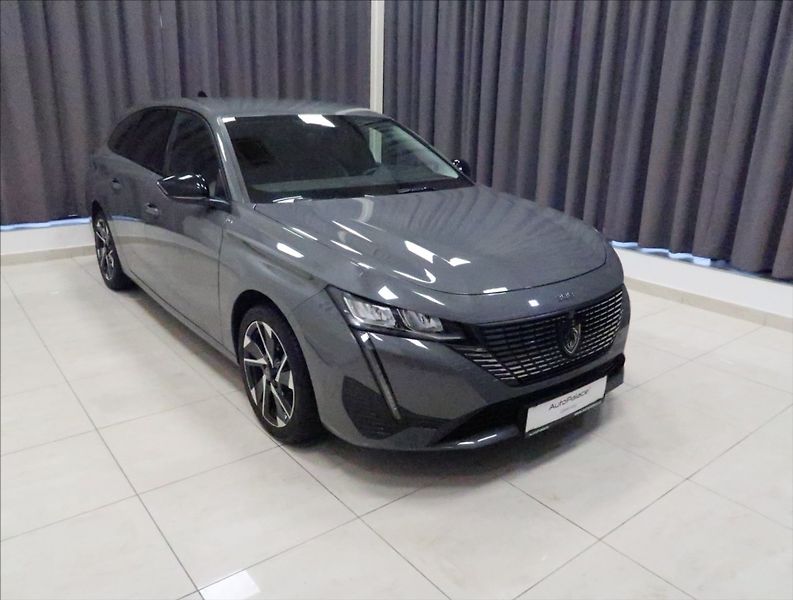 Peugeot 308 1,2 PT ALLURE NAVI KAMERA ČR - fotka 4 z 46