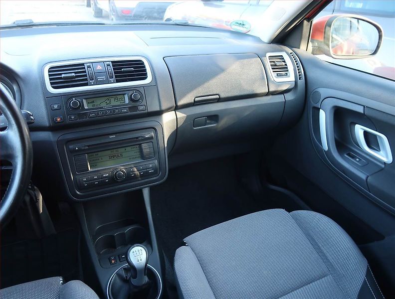 Škoda Fabia (2007) Sport 1.6 16V, Eko.zaplacen - fotka 8 z 19