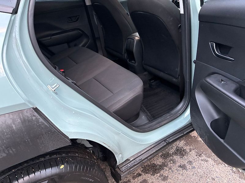 Hyundai Kona 1,0 T-GDI MT COMFORT CLUB ČR - fotka 24 z 24