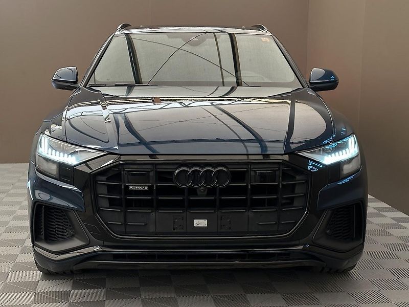 Audi Q8 (2021) S-Line 55 TFSI Quattro 250 kW  - fotka 3 z 33