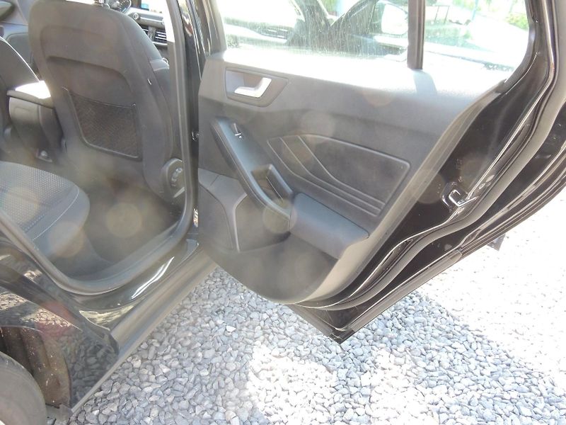 Ford Focus (2020) Combi 1.0i,92kw,ČR,1.majitel - fotka 21 z 44