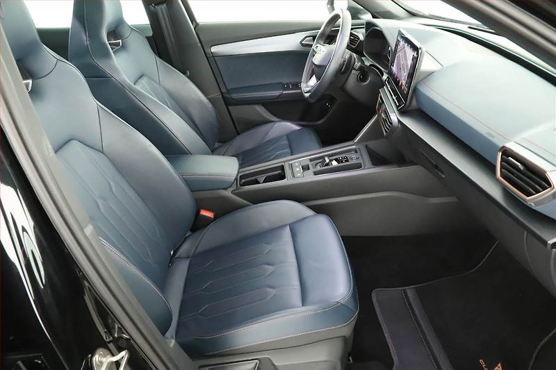 Cupra Formentor (2024) 1.4 e-Hybrid VZ - fotka 7 z 21