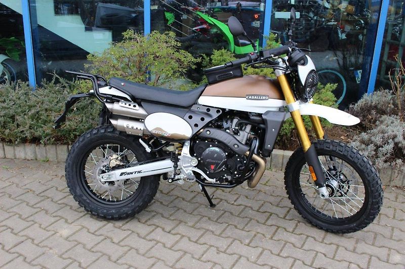 Fantic Caballero 500 Explorer (2024) 2024 SKLADEM - fotka 3 z 8