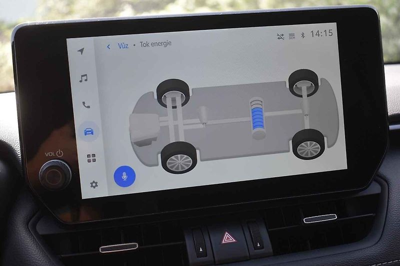 Nádrž na LPG v zavazadelníku Toyoty RAV 4 hybrid