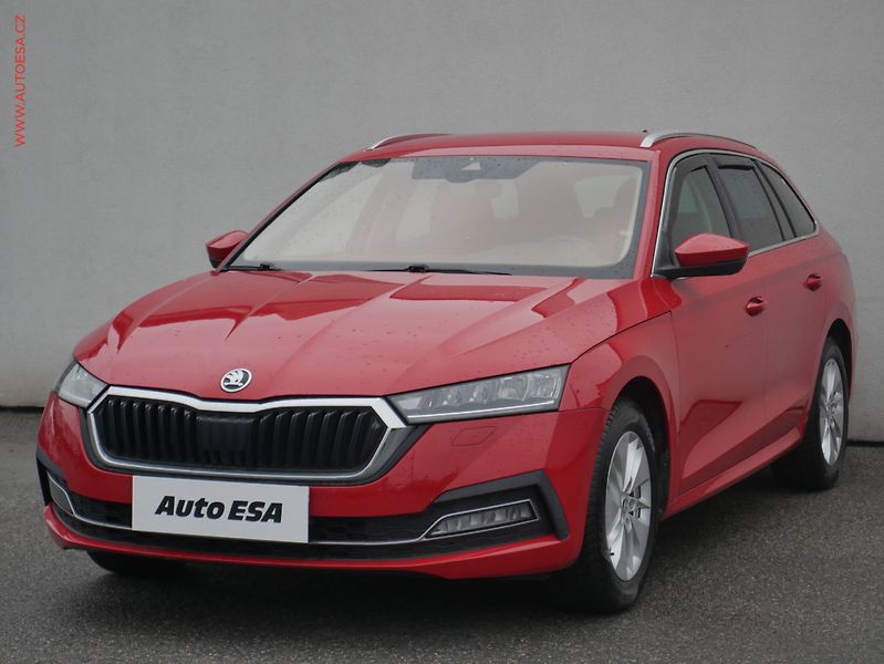 Škoda Octavia (2020) 2.0 TDi, Navi, LED, AC - fotka 3 z 20