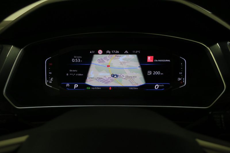 Volkswagen Tiguan (2022) R-line 2,0TDI 147 KW 4M DSG - fotka 22 z 49