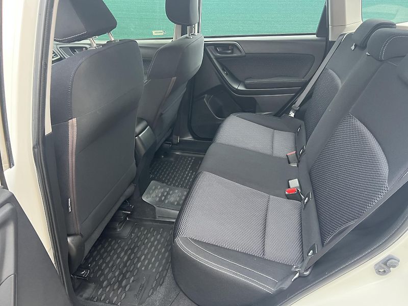 Subaru Forester (2017) Prodám Subaru Forester, 2,0 l  - fotka 13 z 18