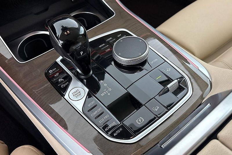 BMW X5 xDrive30d - fotka 24 z 27