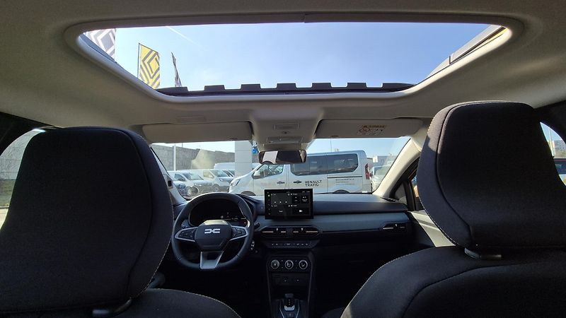 Dacia Sandero (2026) Stepway Extreme Eco-G 120 auto - fotka 11 z 13