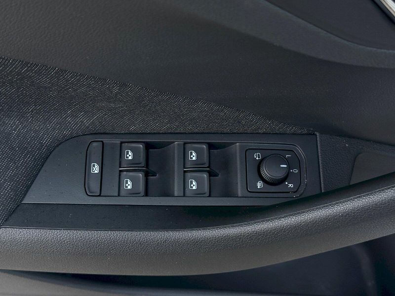 Škoda Scala (2025) 1.0 TSI 85 kW DSG TopSelection - fotka 8 z 23