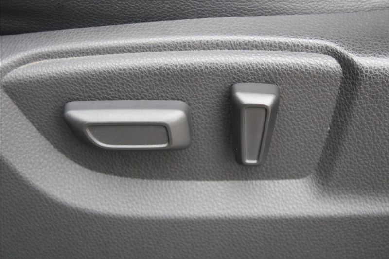 Mitsubishi Eclipse Cross 1,5 T  AUTOMAT,4x4,INSTYLE - fotka 32 z 42